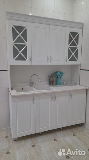 Кухонный гарнитур 1,50см