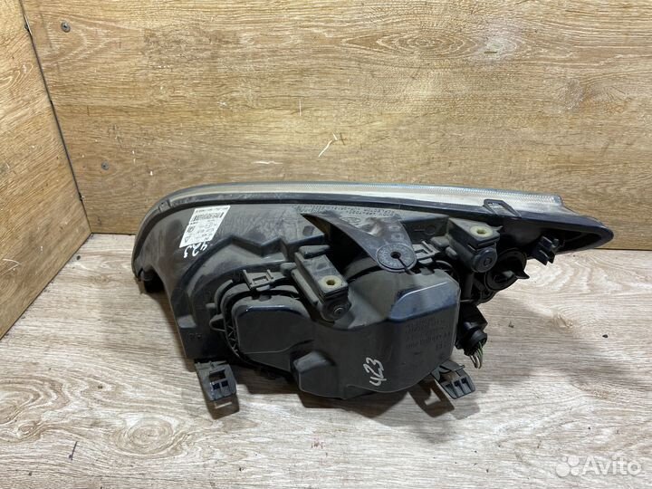 Фара передняя правая Ford Focus 2 дорест 142495