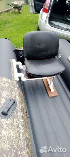 Сиденья для лодки поворотное