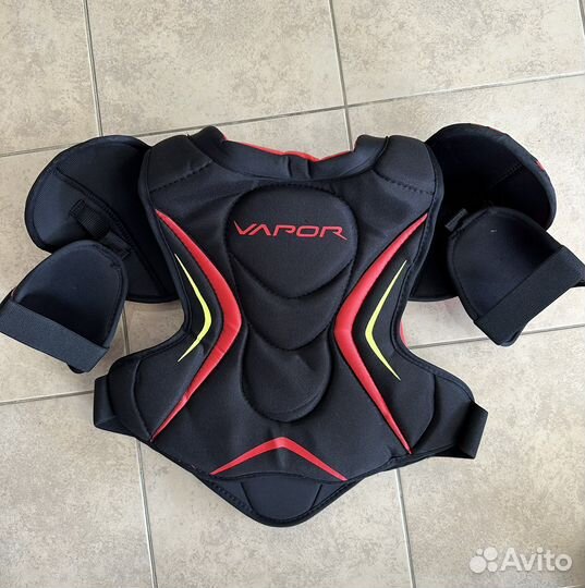 Нагрудник хоккейный