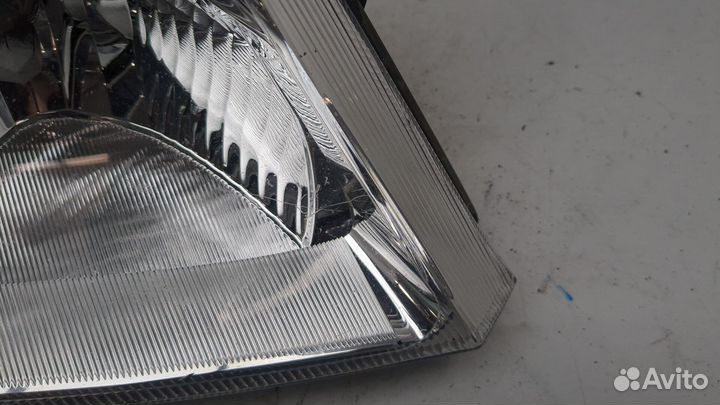 Фара (передняя) Opel Meriva, 2005