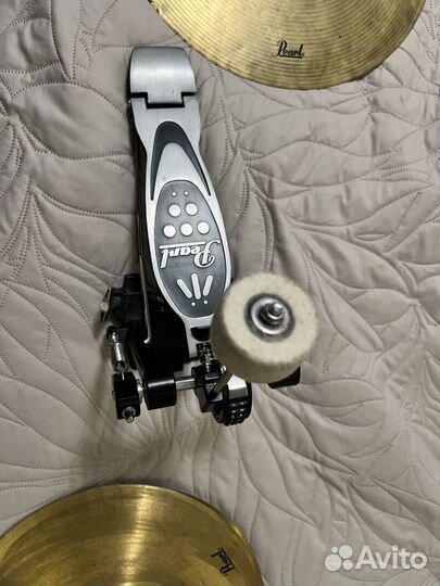 Педаль для бас барабана Pearl