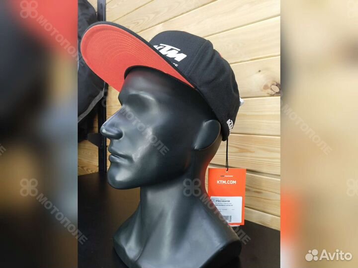 Бейсболка, team snapback CAP