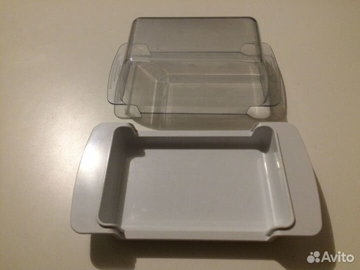 Ящик и контейнеры для холодильника Атлант