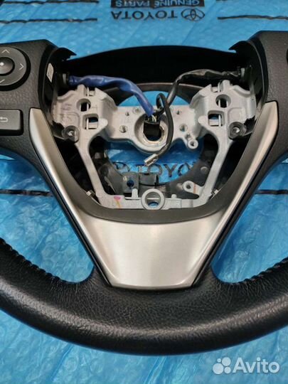 Руль Rav 4 (4) с кнопками для 2,0 2013-2015