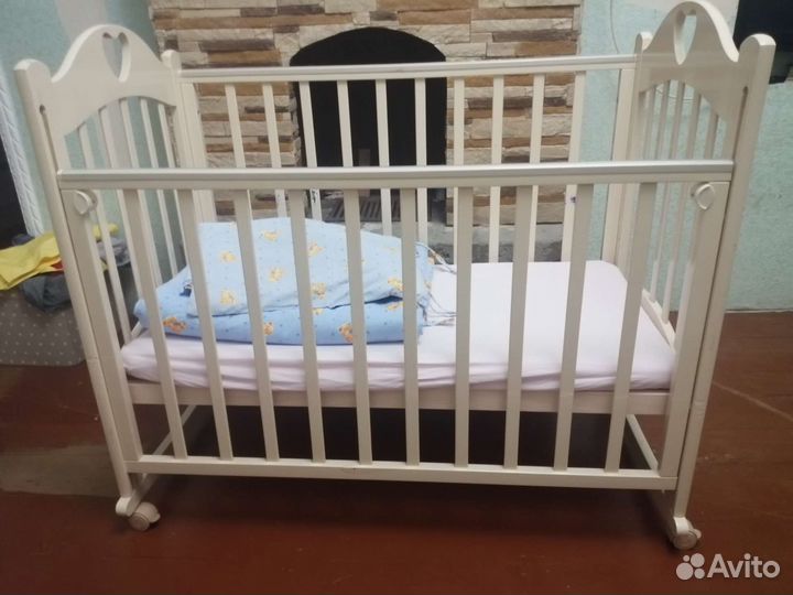 Любаша С635, детская кроватка