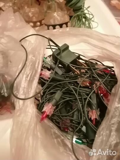 Ёлочные игрушки СССР с герляндами тех годов