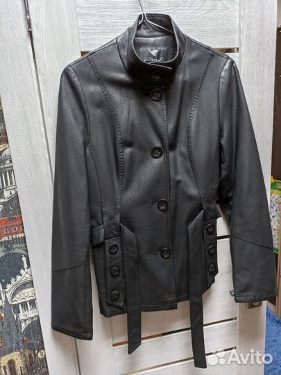 Куртка кожаная женская