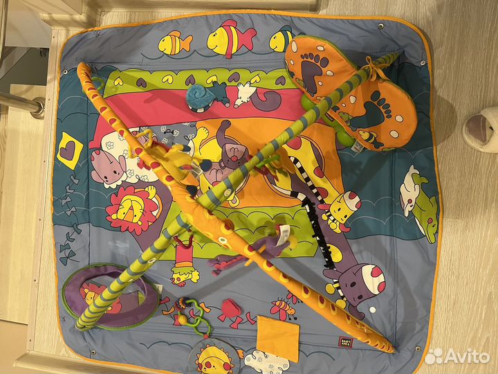 Детские автокресло, коврик, мобиль, горка