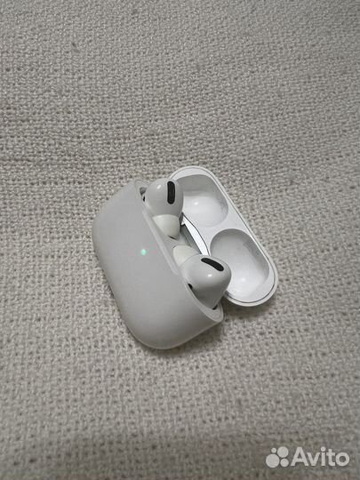 Airpods pro 1 поколение