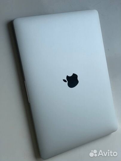 Macbook pro 13 2019 touch bar 16gb