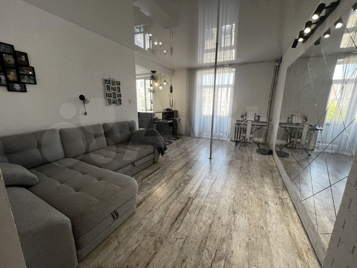 3-к. квартира, 94 м², 3/5 эт.