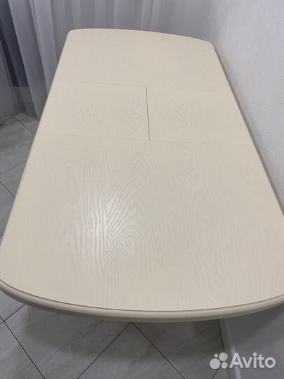 Кухонный стол