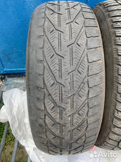 Tigar Winter 215/60 R16