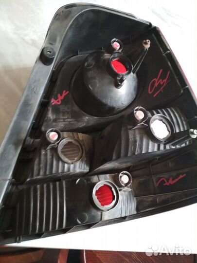 Фонарь задний левый Киа Соренто