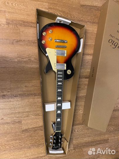 Электрогитара (H/H) Les Paul новая