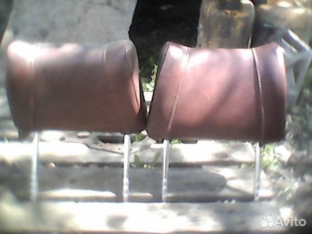 Подголовник на авто