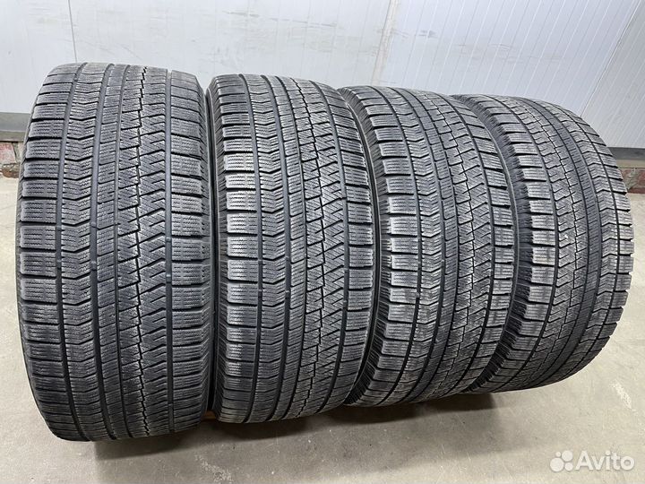 Bridgestone Blizzak VRX2 245/50 R18 104Q