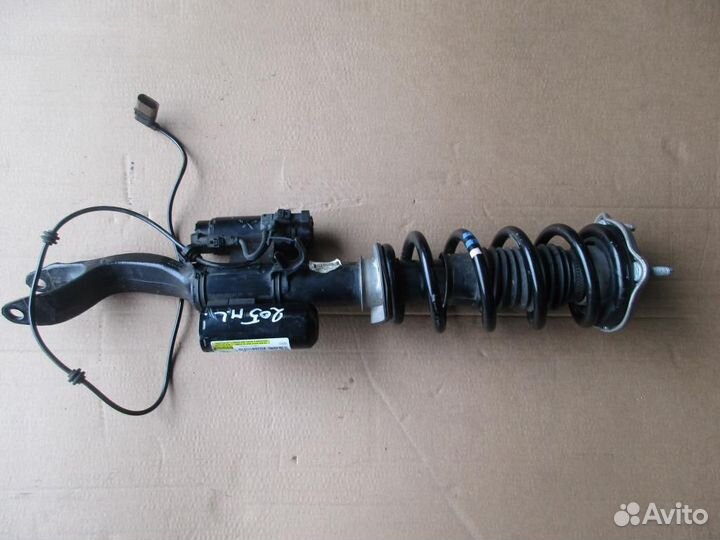 Стойки передние w205 C-class