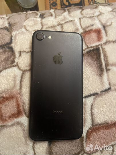 iPhone 7, 32 ГБ