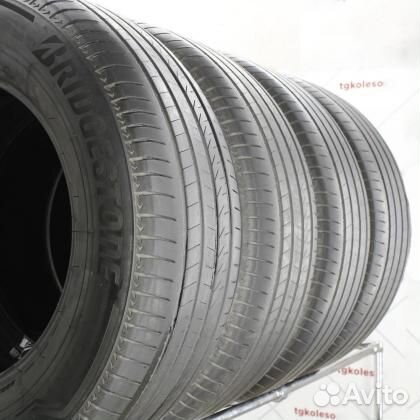 Bridgestone Alenza 001 285/60 R18