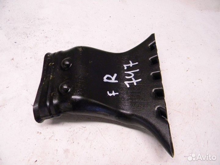 Воздуховод Focus III 2011