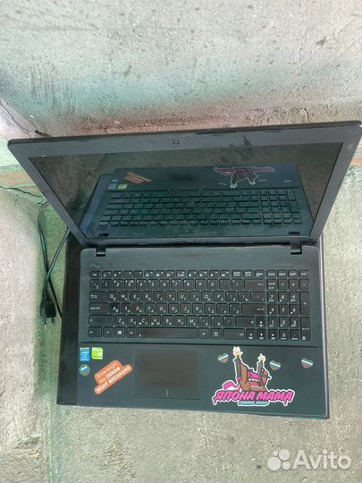 Ноутбук asus