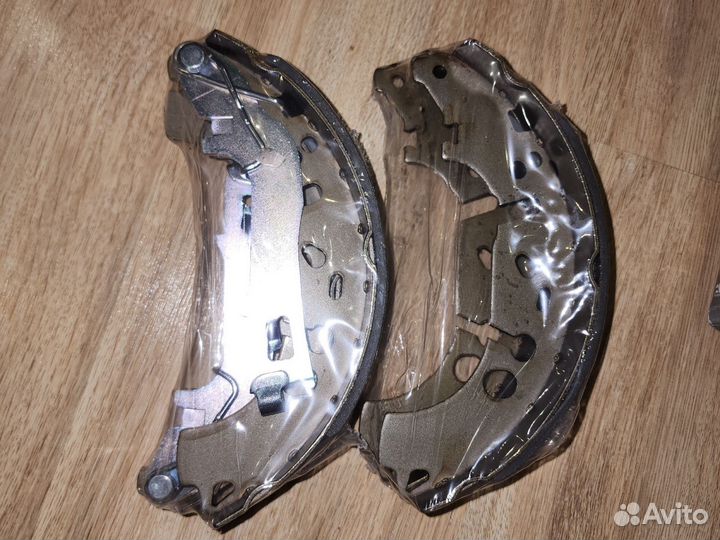 Задние тормозные колодки для Opel Corsa