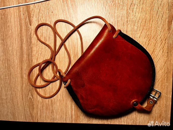 Кожаная сумочка