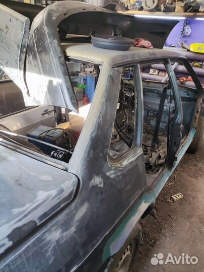 Запчасти на ваз 2114 2113 2115 бу