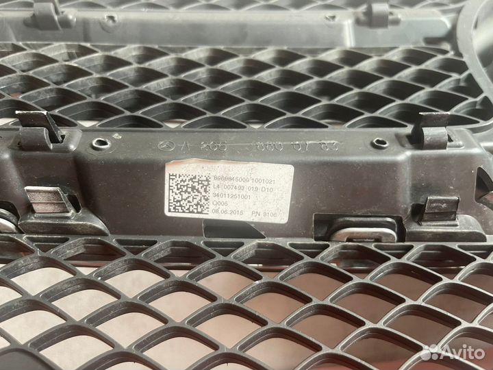 Решетка радиатора Mercedes C class w205