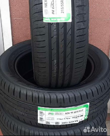 Ikon Tyres Nordman SX3 215/55 R16 97V