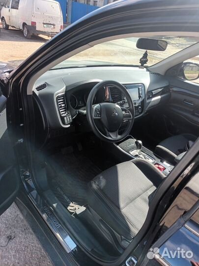 Mitsubishi Outlander 2.4 CVT, 2019, 96 000 км