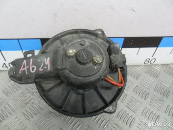 Б/У Моторчик отопителя H-87мм Audi A6 C5