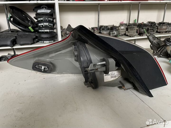 Фонарь правый Renault Megane III 2009-2016