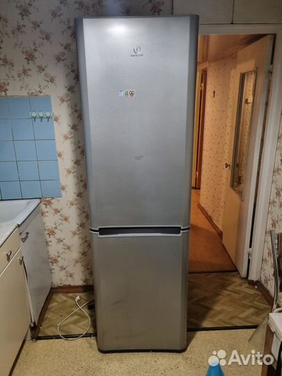 Холодильник indesit ib201s. Не холодит
