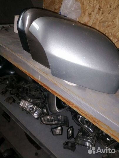 Крышка зеркало на Volvo Xc 90