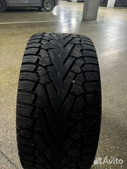 Pirelli Ice Zero 295/40 R21 111H