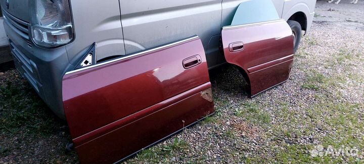 Двери на toyota чайзер