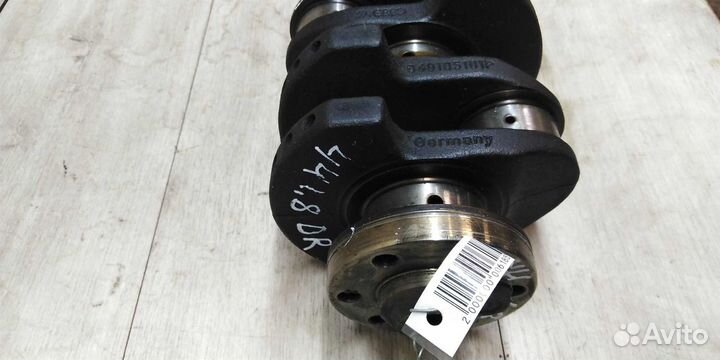 Коленвал Audi 100 C3