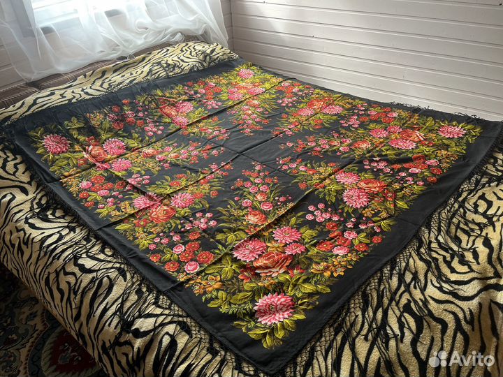 Павло Посадский платок, шаль