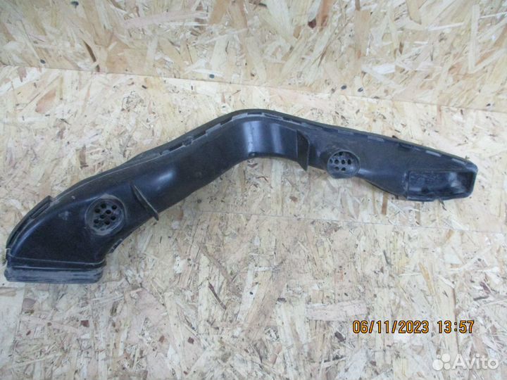 Патрубок воздухозаборника Форд Фокус 2