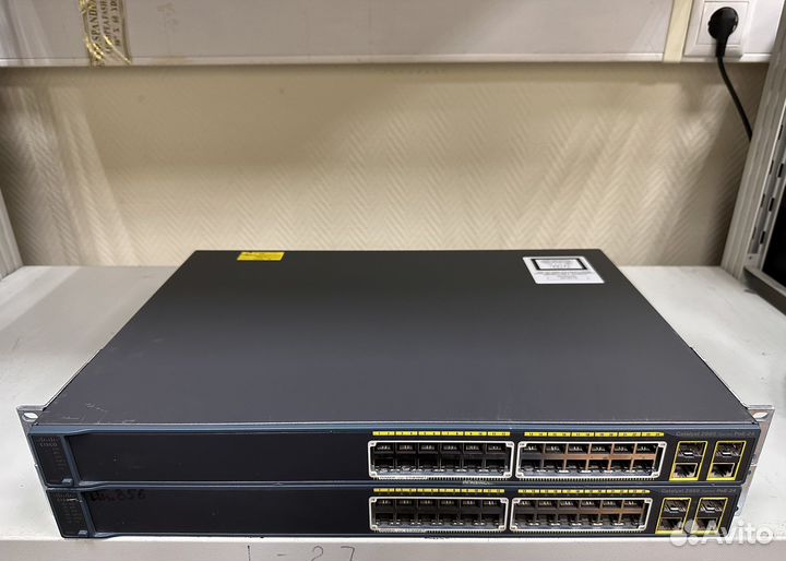 Коммутаторы Cisco Catalyst WS-C2960-24PC-L