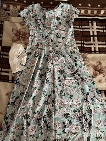 Отдам даром женские вещи