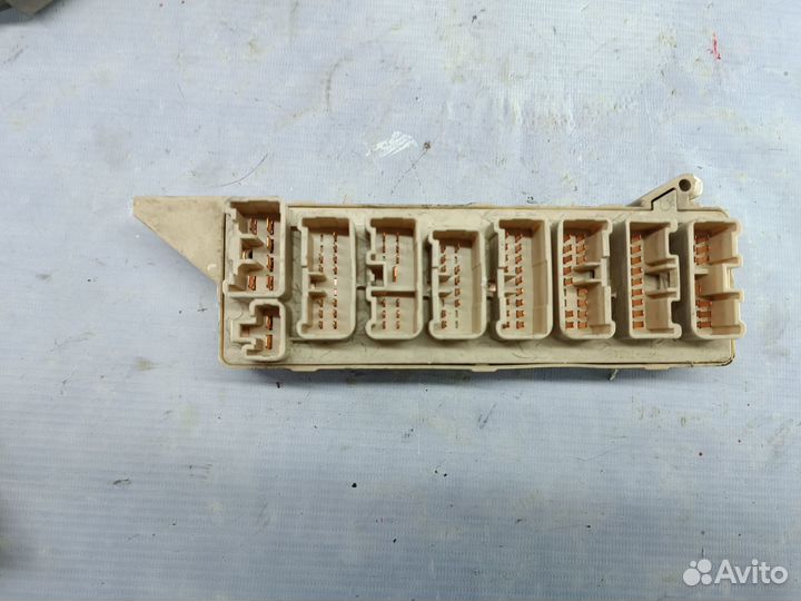 Блок предохранителе Mazda MPV lwew FS 2.0