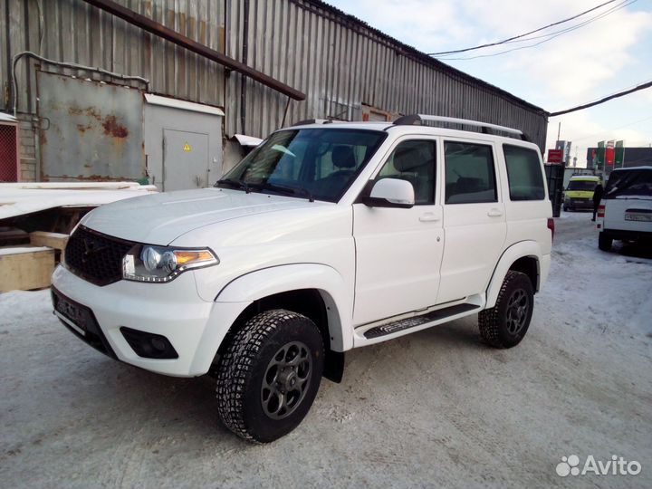 УАЗ Patriot 2.7 МТ