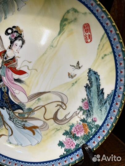 Тарелка серии красавицы красного особняка