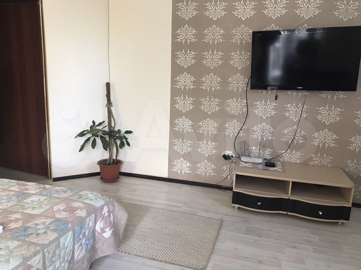 2-к. квартира, 70 м², 4/16 эт.