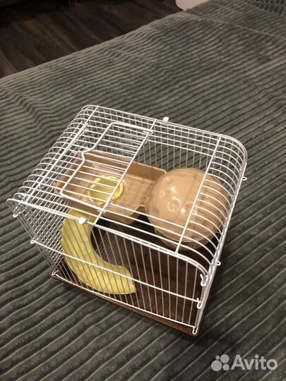 Клетка для хомяка маленькая