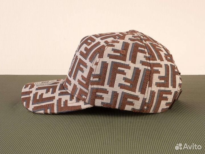 Мужская бейсболка Fendi